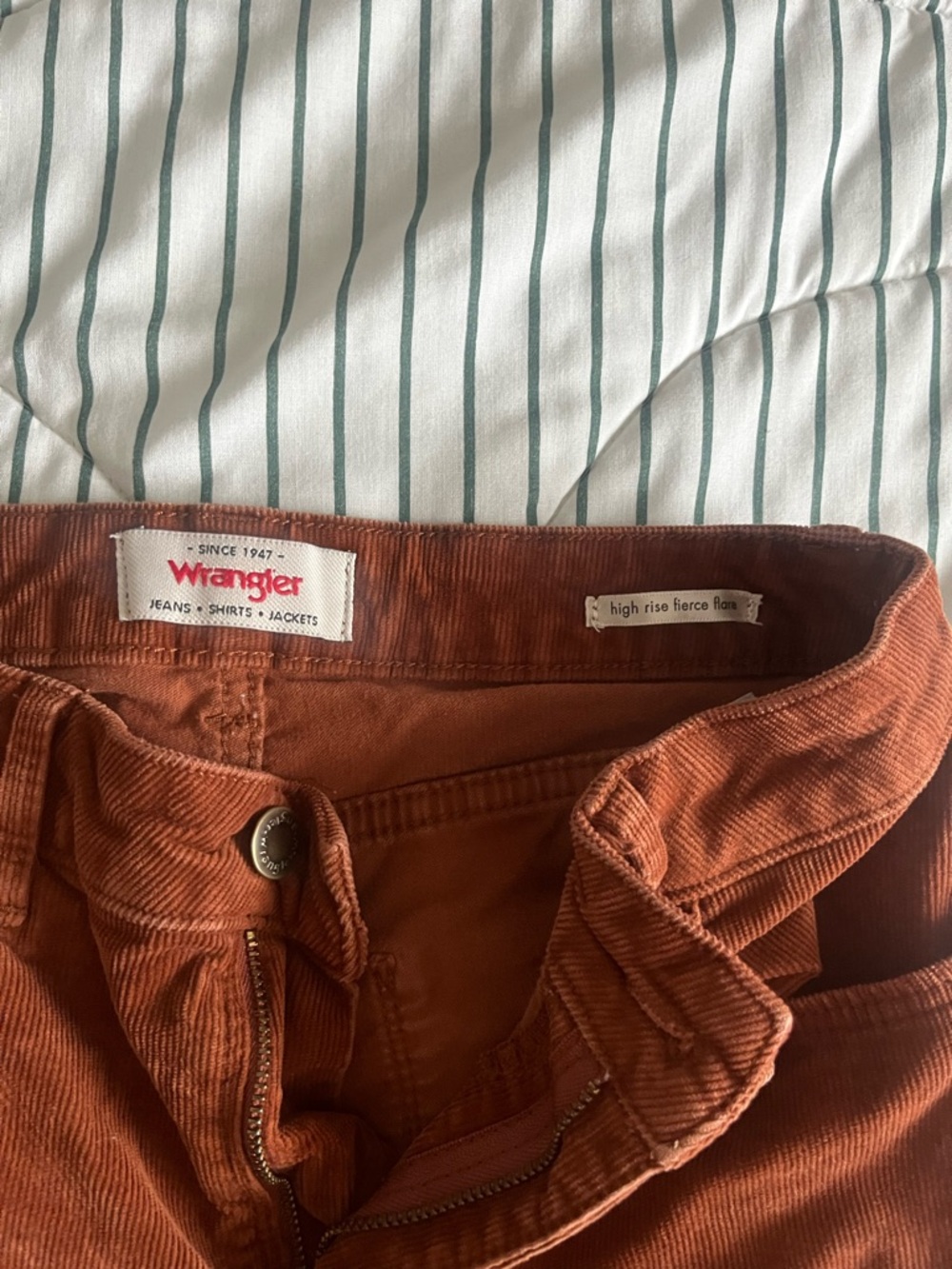 Wrangler High Rise Corduroy Pants - Burnt Orange